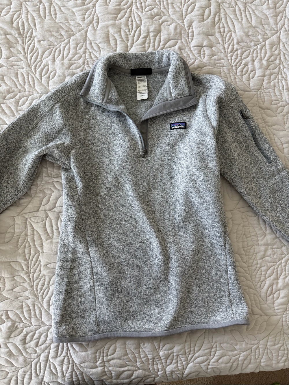 Patagonia Women's Light Gray Half-Zip Fleece Pullover